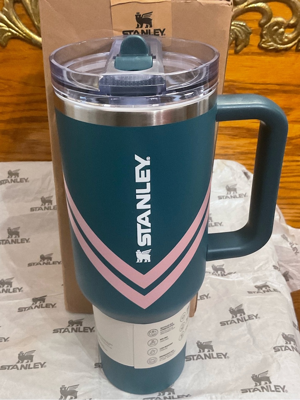 Stanley pro tour Teal and Pink Insulated Travel Mug with Handle